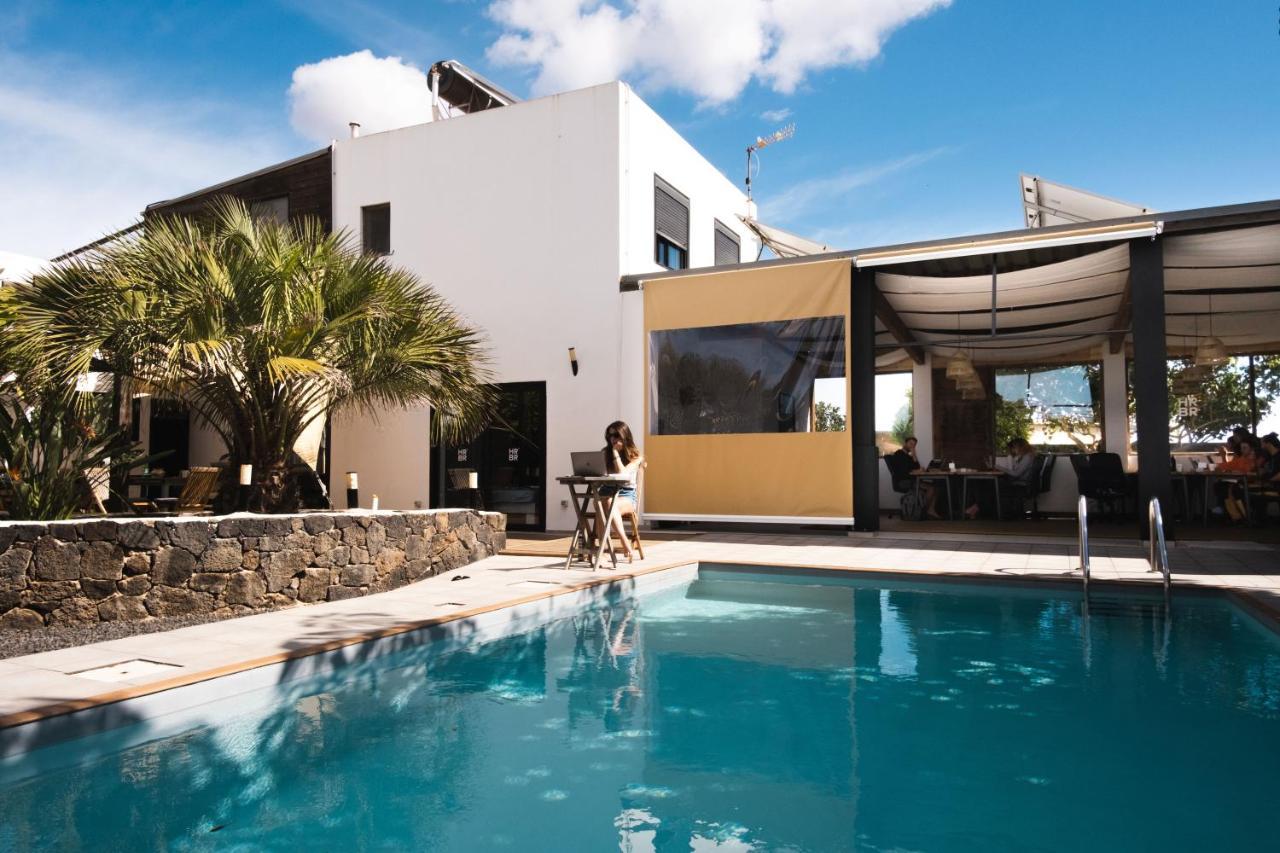 Creative Harbour Fuerteventura Hostel Lajares Exterior photo